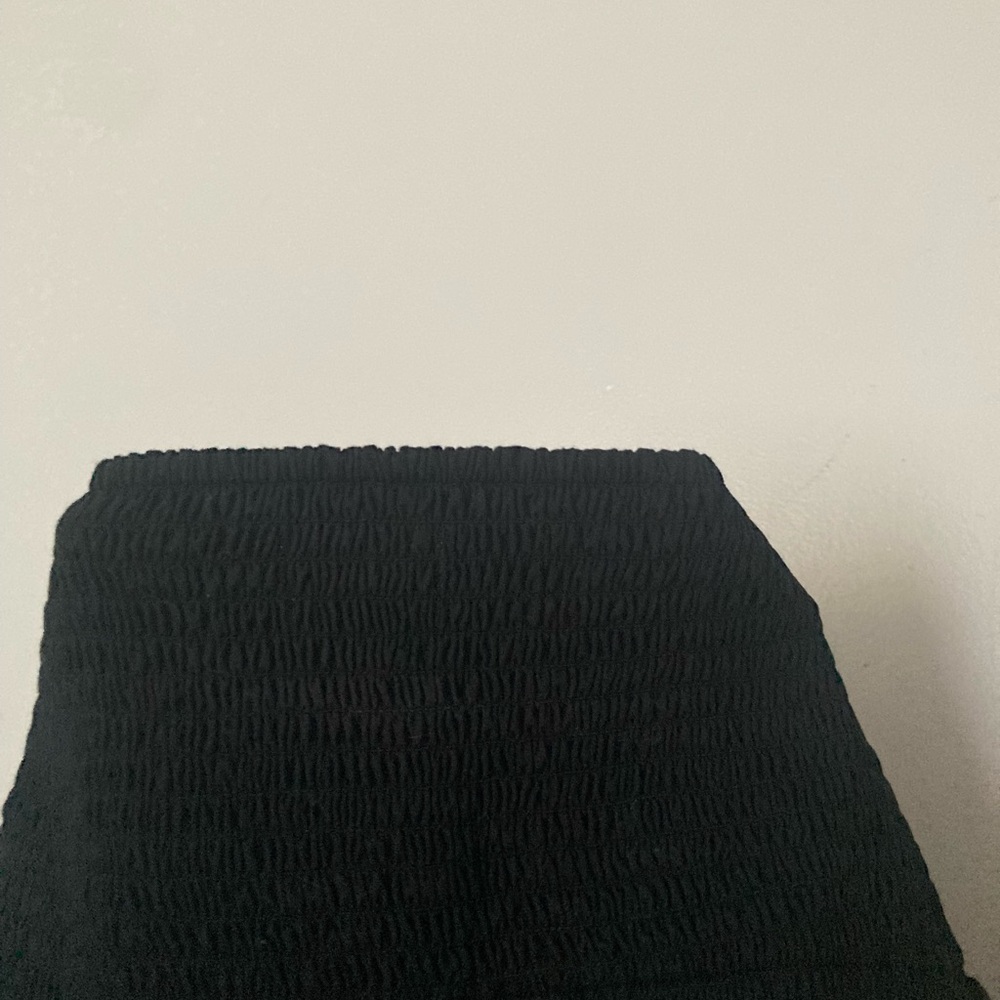 Hollister Black Strapless Bubble Top - Picture 4 of 4